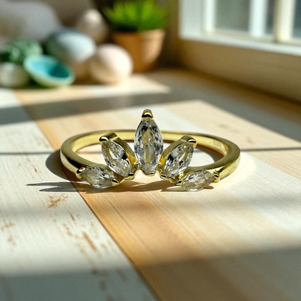 New Gold-Plated Sterling Silver Crown Ring, Size 7